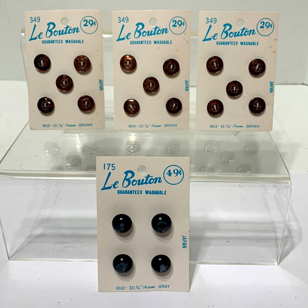 Brown buttons LOT #349 #175 Le Bouton